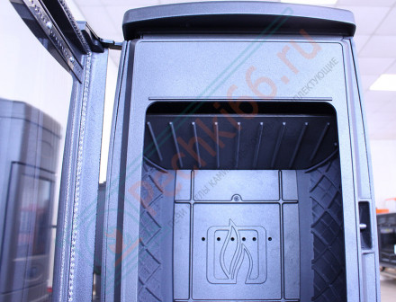 Чугунная печь-камин Gala черная (Plamen)